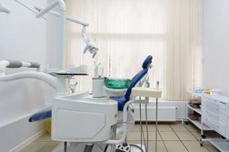 Семейная стоматология Дельфин, с рейтингом 4.8 - находится по адресу Краснодар, улица Тюляева, 8 