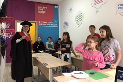 Детский развивающий центр Smartykids, с рейтингом 4.6 - находится по адресу Москва, Новочерёмушкинская улица, 24 к1 