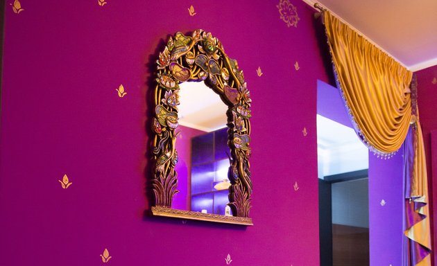 Клуб музыкасымен дөрекі секс (порно жинақ) Егде семіз әйелді былғайды