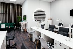 Студия маникюра NailMaker Bar, с рейтингом 4 - находится по адресу Москва, Новая площадь, 10 