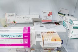 Медицинский центр СибМед, с рейтингом 4.7 - находится по адресу Новосибирск, улица Серебряные Ключи, 6 