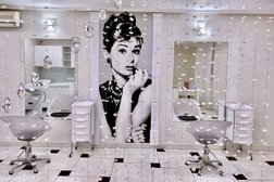 Салон красоты A-Beauty, с рейтингом 4.1 - находится по адресу Екатеринбург, улица Хохрякова, 75 