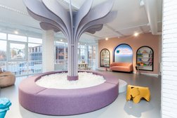 Стоматологическая клиника Стомополис, с рейтингом 4.9 - находится по адресу Краснодар, Центральный микрорайон, Кубанская набережная, 33 