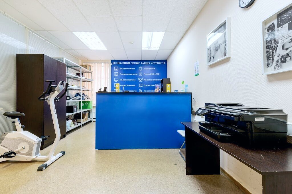 фотография Сервисного центра Emerald service в ТЦ Светофор