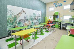 Детский центр Школа Плюс, с рейтингом 4.8 - находится по адресу Брянск, Советский район, Советский район, 241037, Авиационная улица, 1А 