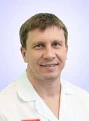 Ортопед, травматолог Денис Сергеевич Якушев