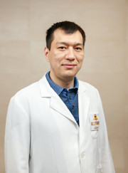 Врач функциональной диагностики Айбек Аскарович Акбаев