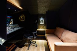 Студия звукозаписи Subbox records, с рейтингом 3.9 - находится по адресу Санкт-Петербург, Социалистическая улица, 4 