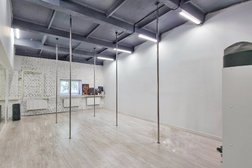 Студия танца на пилоне и растяжки Fire Pole Studio, с рейтингом 4 - находится по адресу Санкт-Петербург, Конюшенная площадь, 2 лит В 