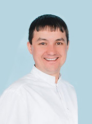 Стоматолог, главный врач Ильгиз Рифатович Абдулхатов