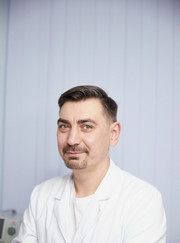 Главный врач, дерматовенеролог Максим Александрович Сыроваткин