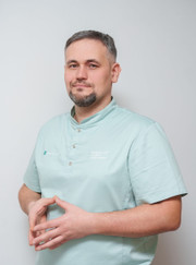 Имплантолог, ортодонт Альберт Равильевич Давлетшин