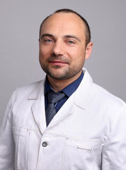 Микрохирург, ортопед Дмитрий Георгиевич Наконечный
