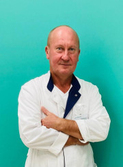 Хирург Вячеслав Петрович Бородинов