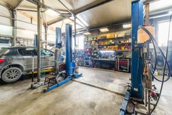 Автомастерская СибирьФранСервис, с рейтингом 4.5 - находится по адресу Новосибирск, садовое товарищество Калинка Солнечная аллея, 10А 