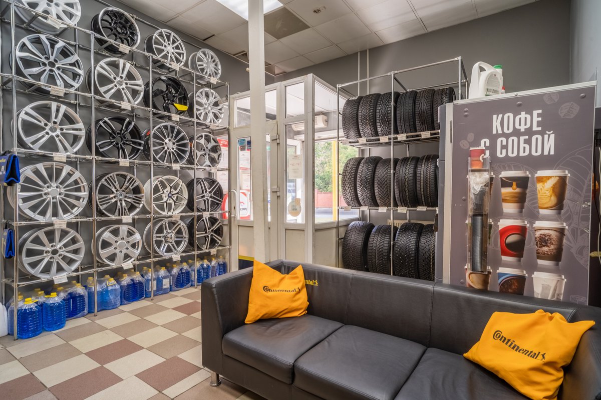 озерная 45. шиномонтаж на озёрной. шиномонтаж на крыше. , 26. стулово шиномонтаж.