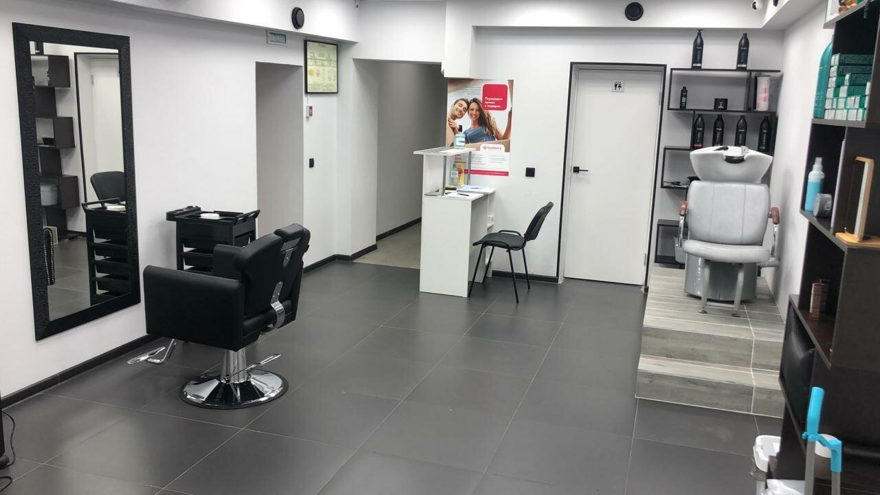 Парикмахерская молодежная 70. Парикмахерская молодежная. Молодежная 71 прядки в порядке. Молодежная 35 ижевск. Парикмахерская молодежная.