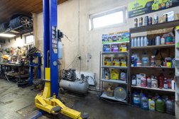 Автотехцентр ПомоГайка, с рейтингом 4.1 - находится по адресу Екатеринбург, Депутатская улица, 84 