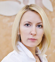 Пародонтолог, имплантолог Елена Александровна Калюжная