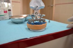 Семейная стоматология Лисёнок, с рейтингом 2.1 - находится по адресу Московская область, Химки, улица Калинина, 9 