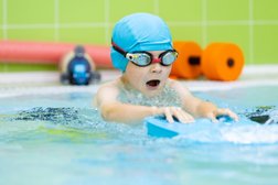 Детский бассейн Китенок, с рейтингом 4.9 - находится по адресу Московская область, Красногорск, Опалиха, 143444, улица Геологов, 4 к2 