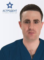 Имплантолог, стоматолог-хирург Сергей Сергеевич Крыхтин