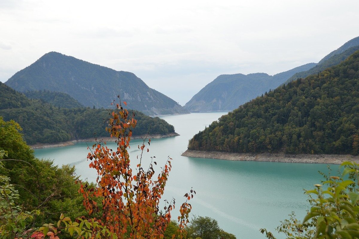 Горный пейзаж Сванетии