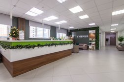 Стоматологическая клиника СемьяДент, с рейтингом 5 - находится по адресу Барнаул, Сергея Семёнова, 4 ст2 