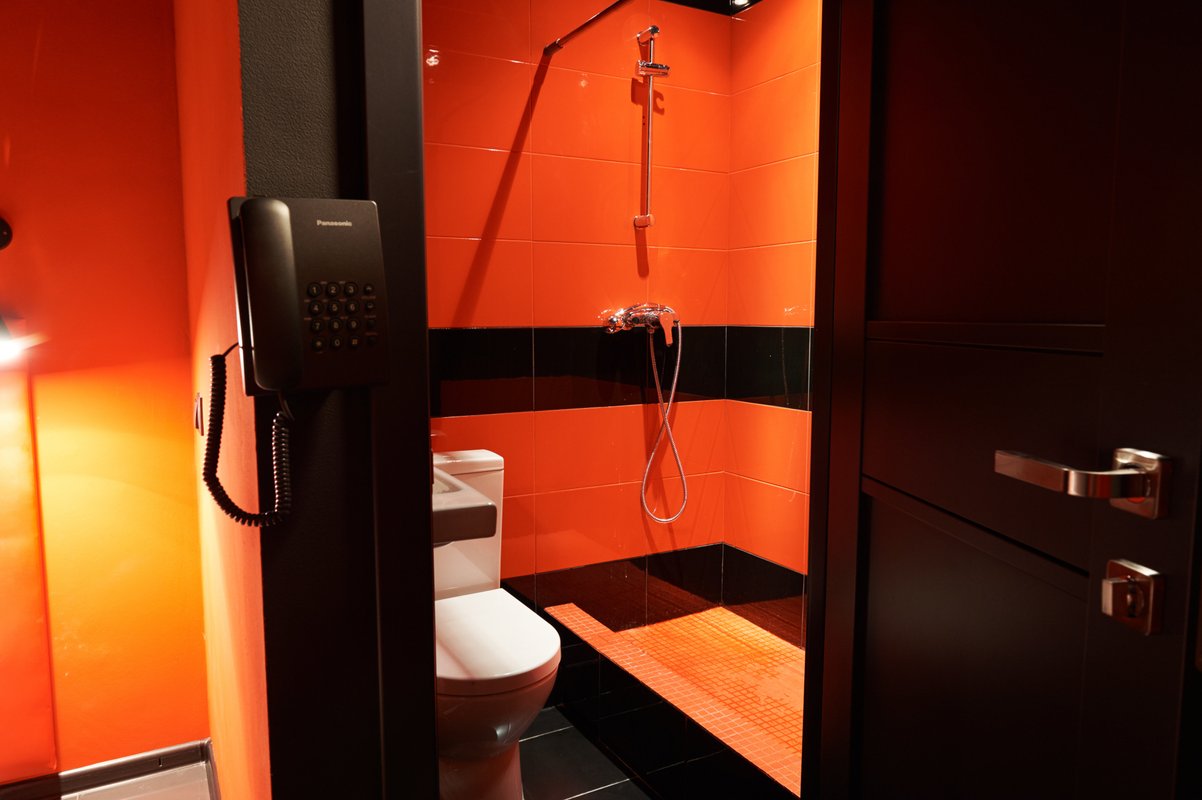 гостиница подушкин химки. Out for love отель. Love отель в японии. отель любви. лав отель.