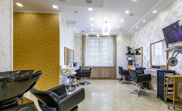 Үстелдегі жыныстық позициялар Бисексуалдар мен аналар порно видео