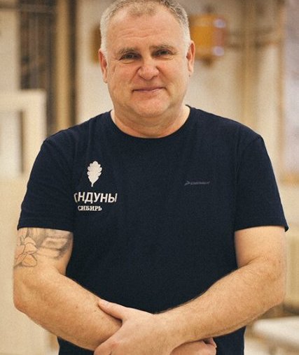 Олег Сафаров