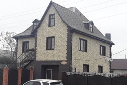 Компания по строительству домов, коттеджей, бань Евростиль, с рейтингом 4.8 - находится по адресу Омск, Волховстроя, 11 