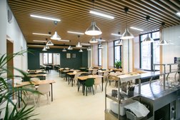 Частная школа ЕльSchool, с рейтингом 2.9 - находится по адресу Новосибирск, улица Ползунова, 7 