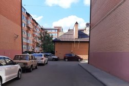 Парикмахерская Просто стрижка, с рейтингом 2.2 - находится по адресу Краснодар, улица Сергея Есенина, 149 