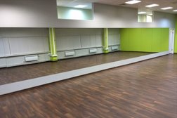 Танцевальная фитнес-студия Zumba® от проекта ZumbaClass.ru, с рейтингом 3.6 - находится по адресу Москва, район Бибирево, Бибирево, 127560, улица Плещеева, 12А 