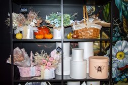 Цветочный магазин FlowerBee, с рейтингом 4.7 - находится по адресу Волгоград, проспект Героев Сталинграда, 68 