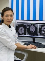 Рентгенолог Жанар Сарсенбайкызы Абдрасилова