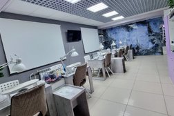Студия красоты GURU NOGTEI, с рейтингом 4.8 - находится по адресу Омск, улица 10 лет Октября, 50 