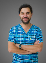 Абдоминальный хирург, колопроктолог Рустем Эльдарович Топузов