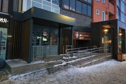 Стоматология Жемчужная линия, с рейтингом 4.9 - находится по адресу Челябинск, улица 40-летия Победы, 44 