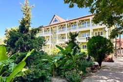 Частная школа-пансион семейного типа Прогресс, с рейтингом 3.9 - находится по адресу Краснодарский край, Северский район, Азовское сельское поселение, станица Азовская, Подгорная улица, 114 