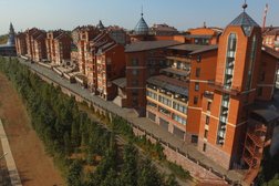 Клубный отель Яр, с рейтингом 2.5 - находится по адресу Оренбург, улица Красная площадь, 1Б 