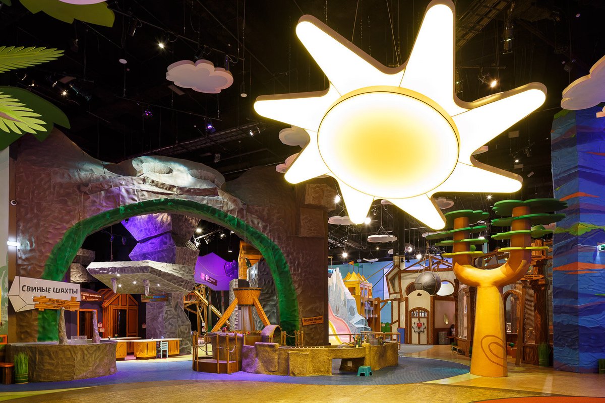 Парк развлечений и отдыха Angry Birds Activity Park на Полюстровском проспекте -