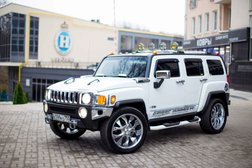Служба проката автомобилей с водителем АвтоЛюкс 39, с рейтингом 3.9 - находится по адресу Калининград, улица Тенистая Аллея, 2 