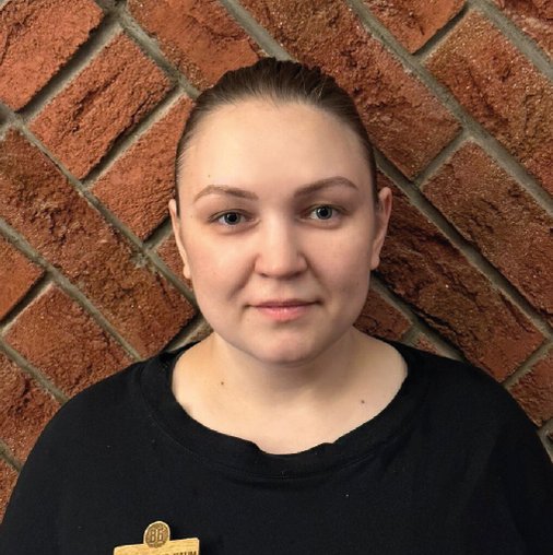 Эля Мангушева