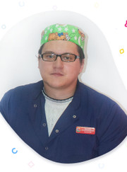 Массажист, специалист по ЛФК Артём Александрович Пахоменко