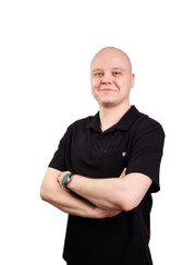 Имплантолог, стоматолог-хирург Игорь Сергеевич Игнатьев