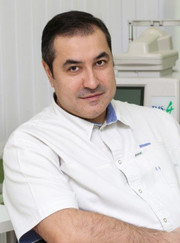 Главный врач, офтальмолог Тамерлан Эрколиевич Азербаев