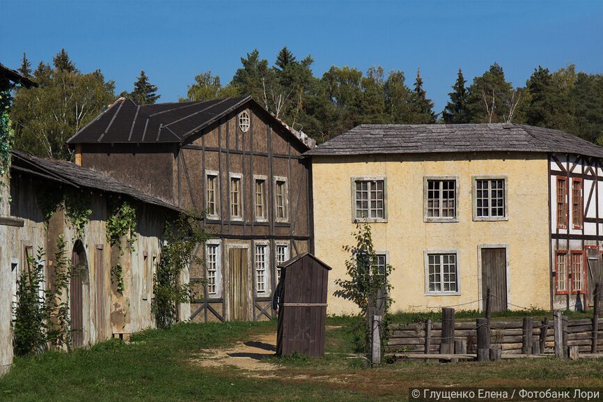 Декорации для съёмок в "Пилигрим Порто"