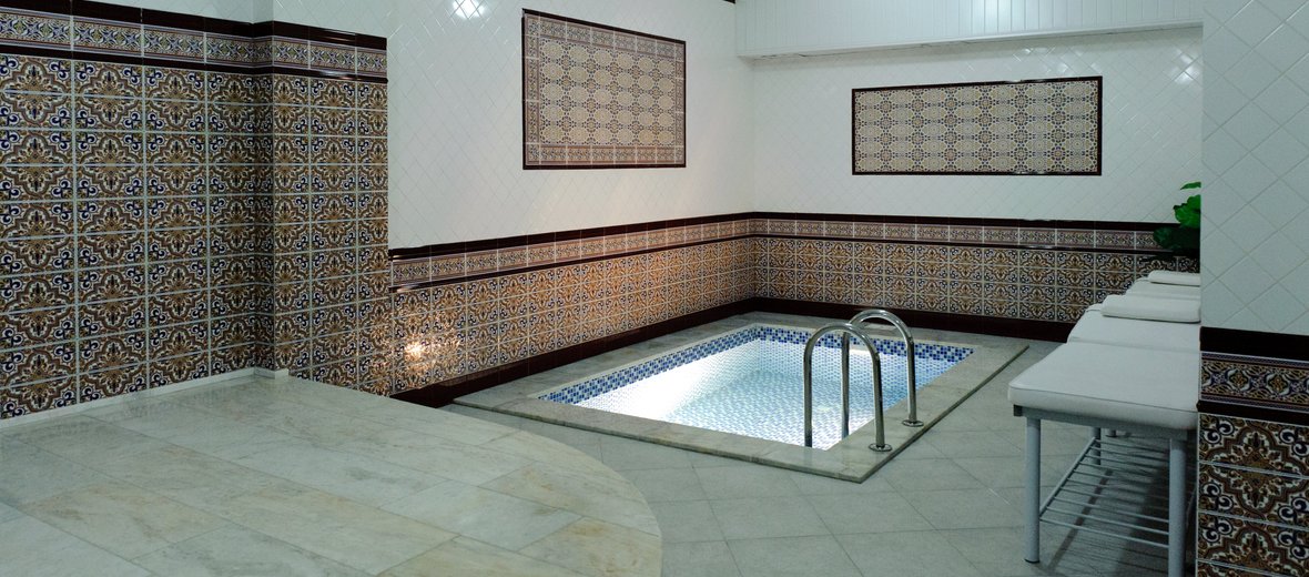 Баня сауна алматы. Арасан баня Алматы. Алматы улица Кунаева 75 Arasan Wellness & Spa. Алма Арасан баня в Алматы. Знаменитая баня в Алматы.